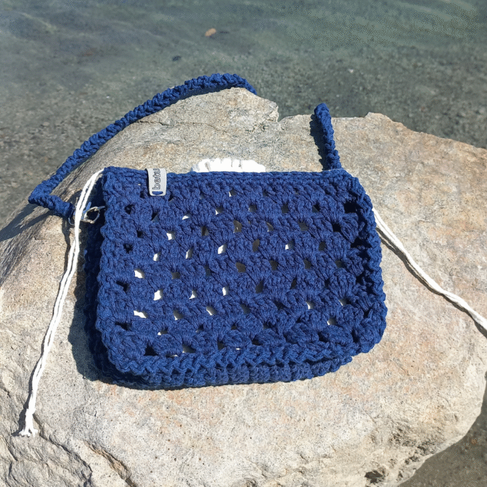 lacivert-mini-çanta